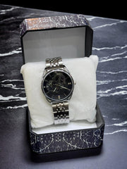 Men’s Silver Round Quartz Watch – 1 Pc