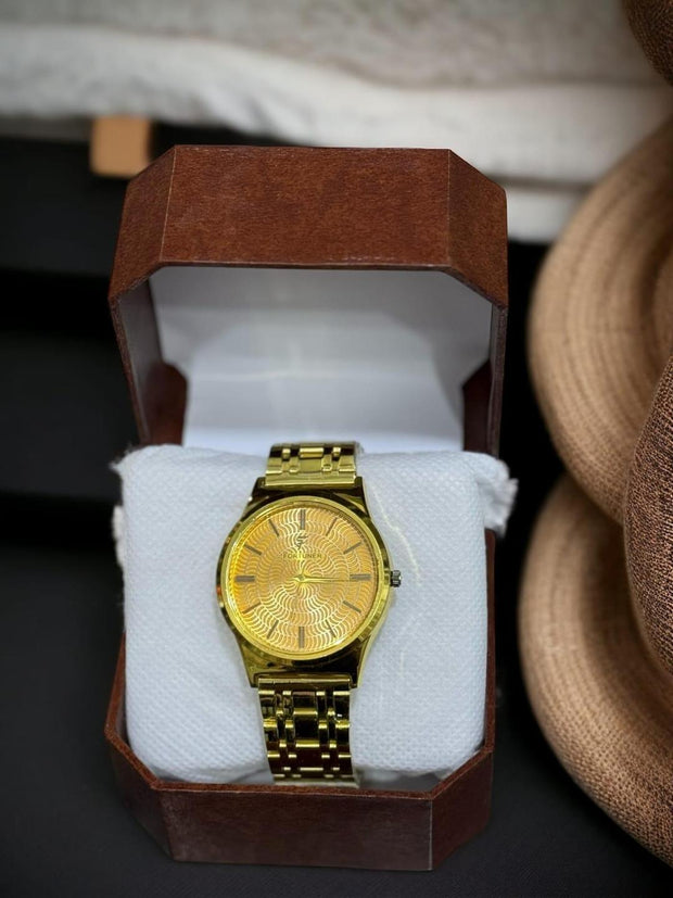 Men’s Round Quartz Analog Watch with Textured Strap – 1 Piece