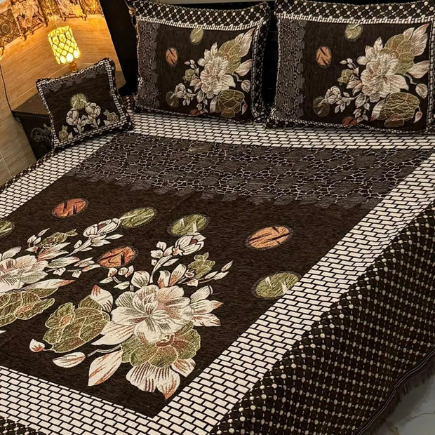 4 Pcs Velvet Jacquard Embroidered Double Bedsheet