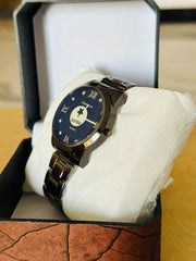 Trendy Unisex Round Dial Watch