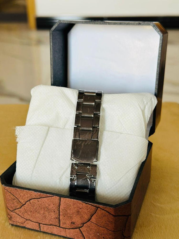 Unisex Analog Watch