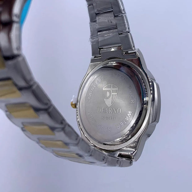 Unisex Quartz Watch – Stylish Water-Resistant Timepiece
